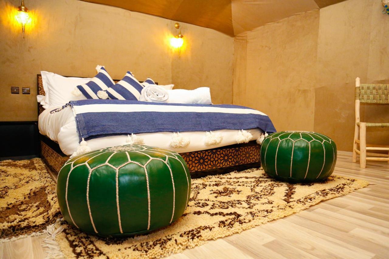 ホテル Luxury Berber Style メルズーガ エクステリア 写真