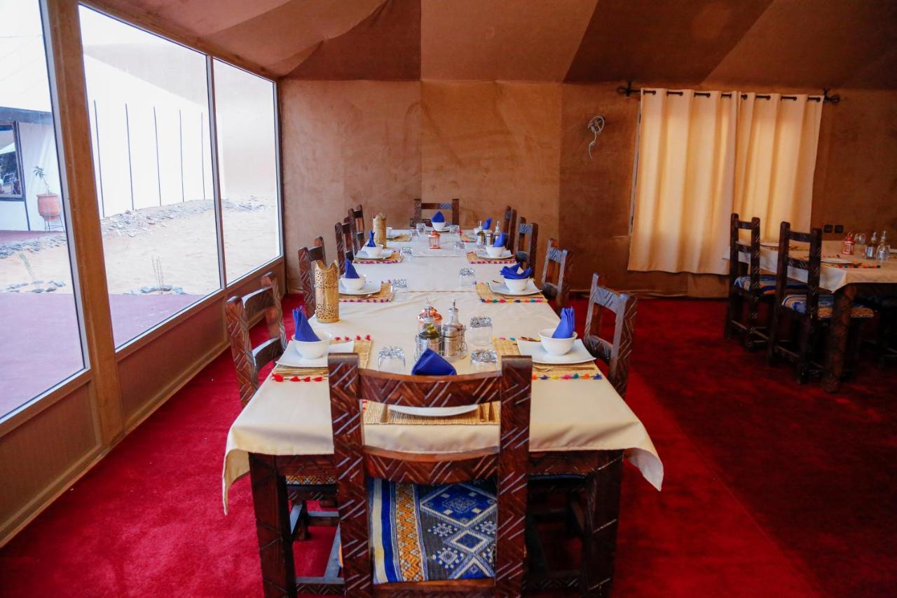 ホテル Luxury Berber Style メルズーガ エクステリア 写真