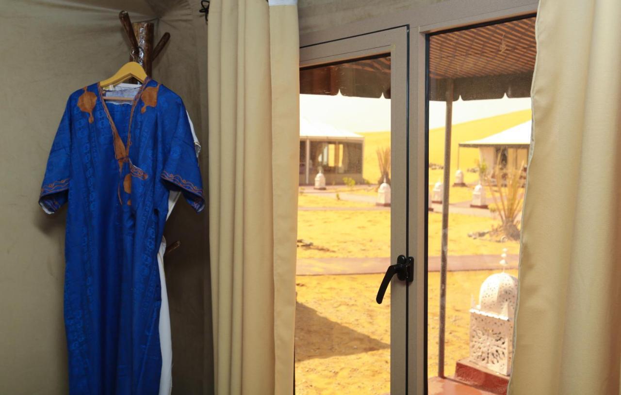 ホテル Luxury Berber Style メルズーガ エクステリア 写真