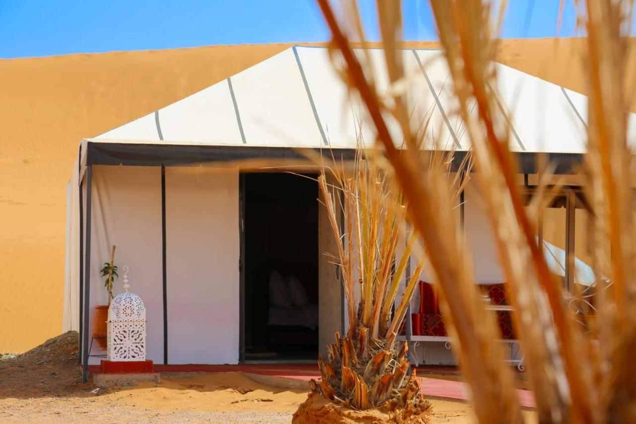 ホテル Luxury Berber Style メルズーガ エクステリア 写真