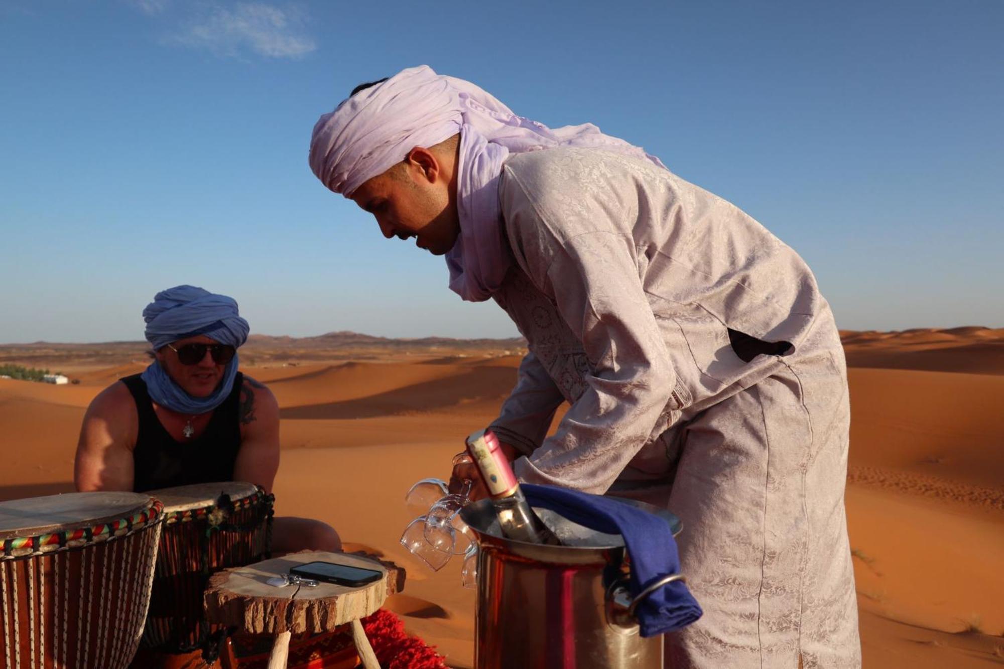 ホテル Luxury Berber Style メルズーガ エクステリア 写真