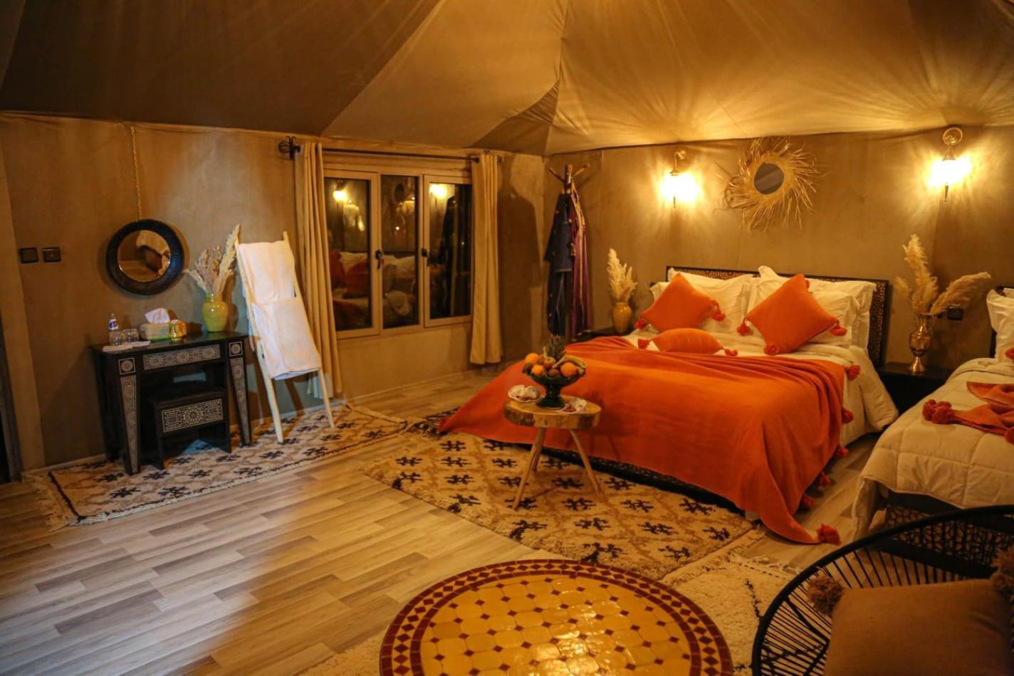 ホテル Luxury Berber Style メルズーガ エクステリア 写真