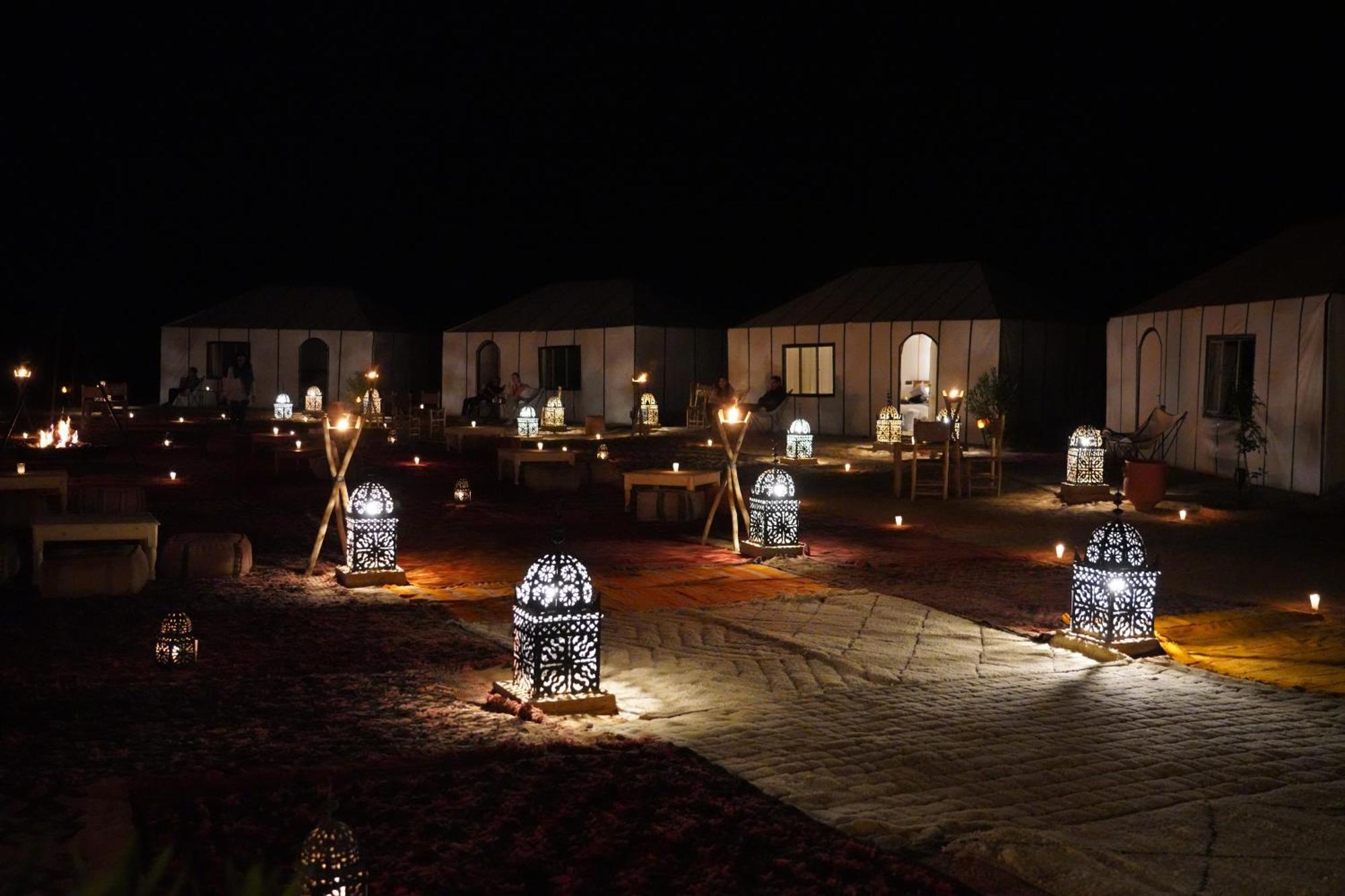 ホテル Luxury Berber Style メルズーガ エクステリア 写真