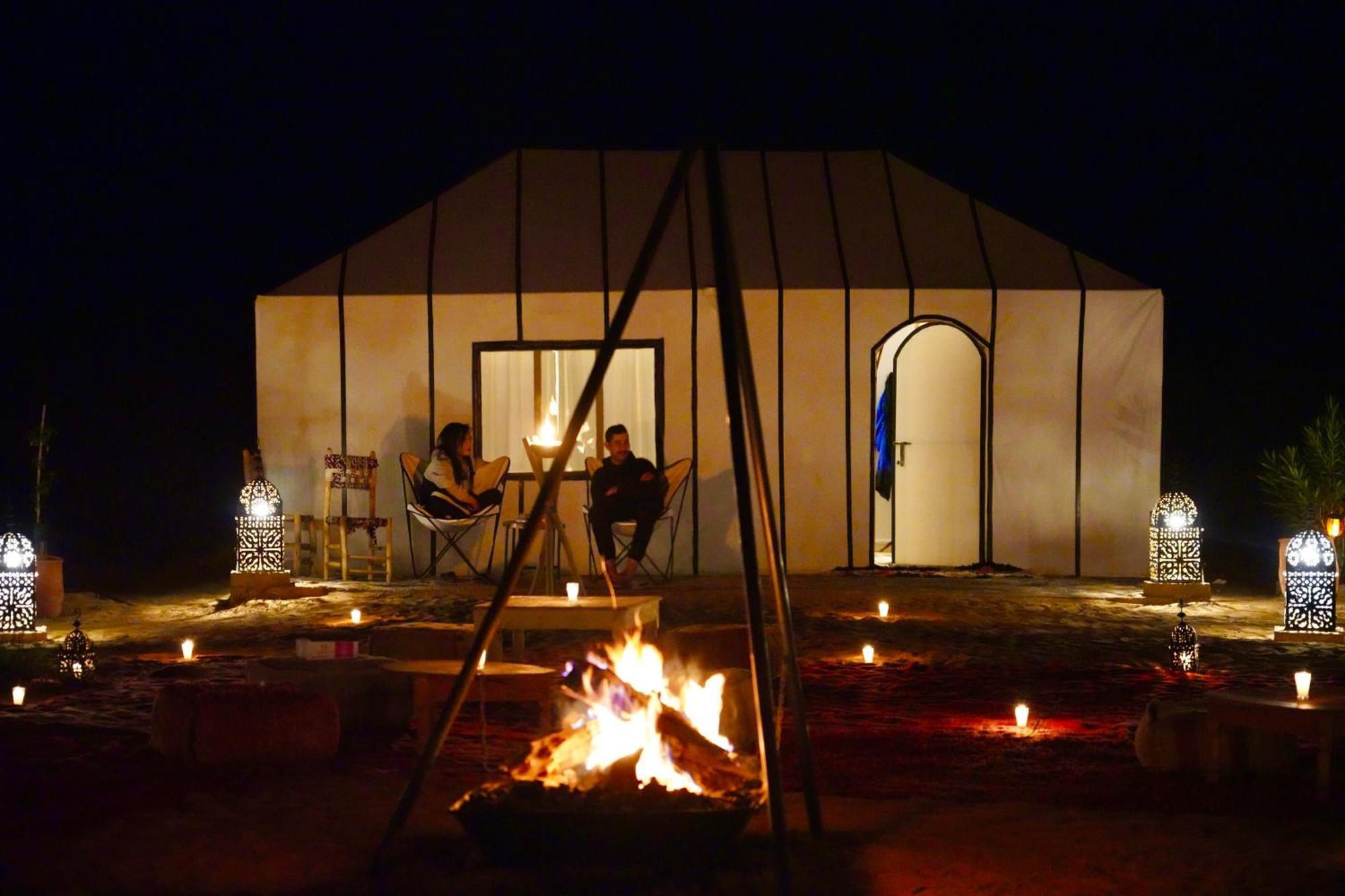 ホテル Luxury Berber Style メルズーガ エクステリア 写真